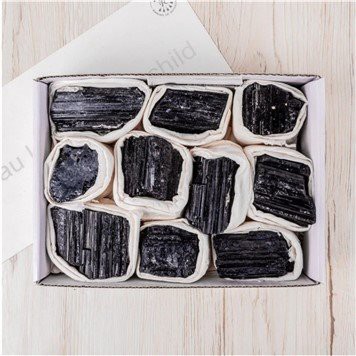 Luonnollinen karkea musta tourmaline